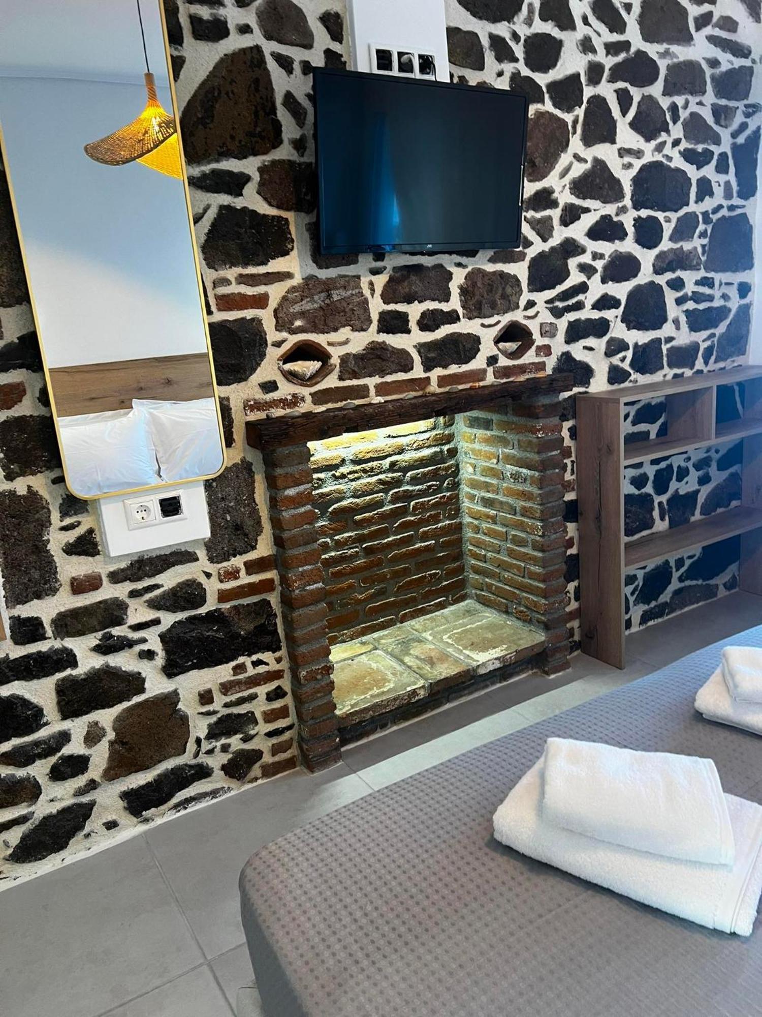 Eleni B&B Limani Kapis Bagian luar foto